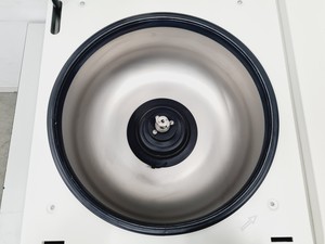 Thumbnail image of Thermo Scientific Heraeus Multifuge X3R Centrifuge Lab