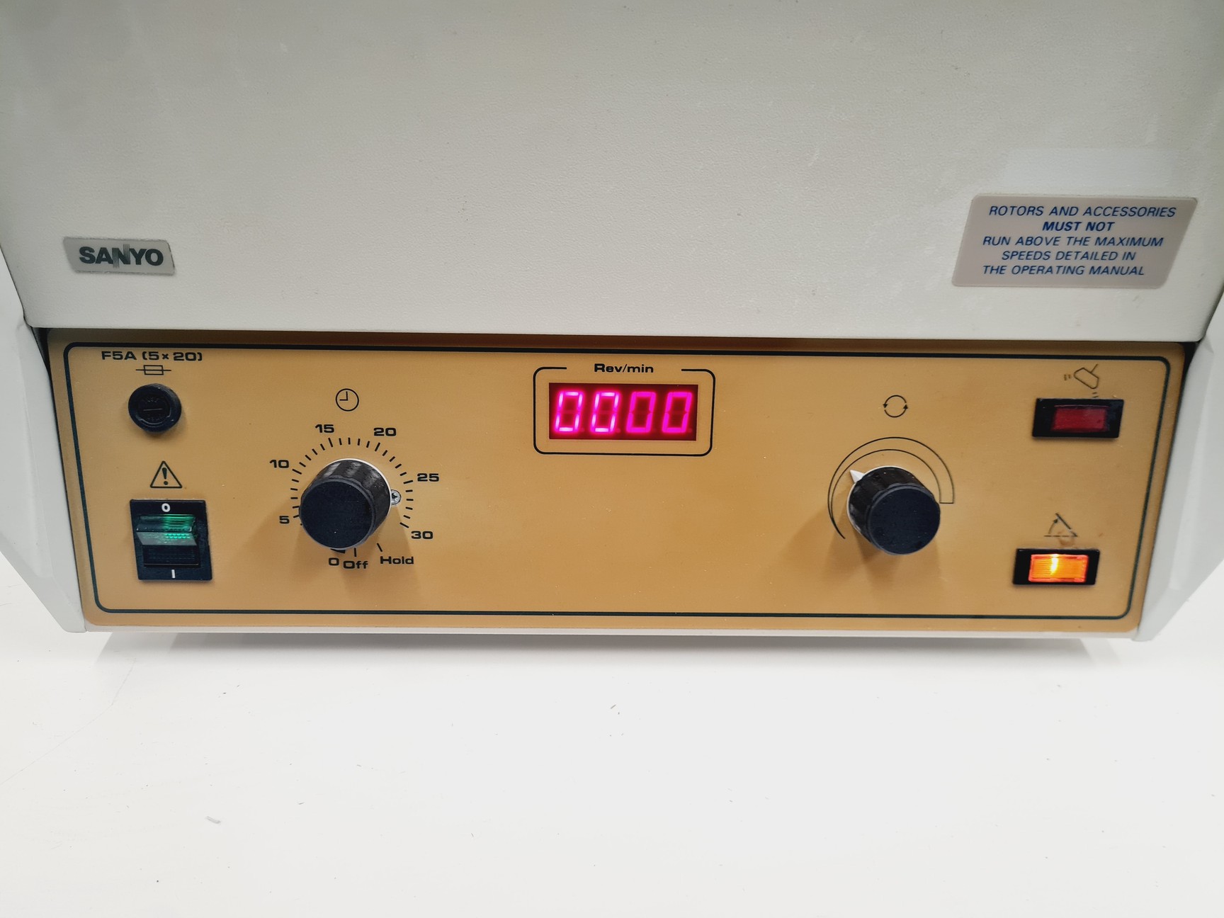 Image of MSE Sanyo Centaur 2 MSB020.CX1.5 Centrifuge