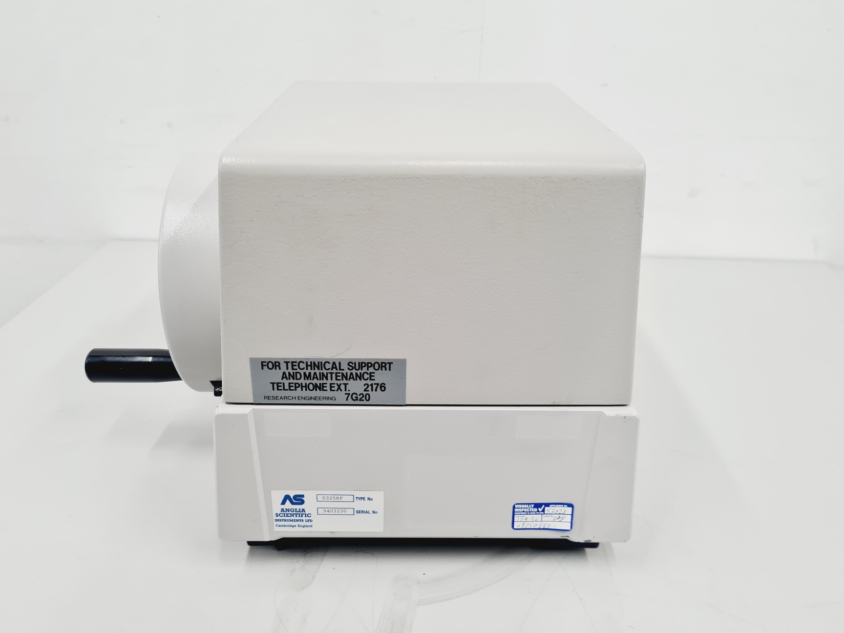 Image of Shandon AS325 Rotary Microtome Lab