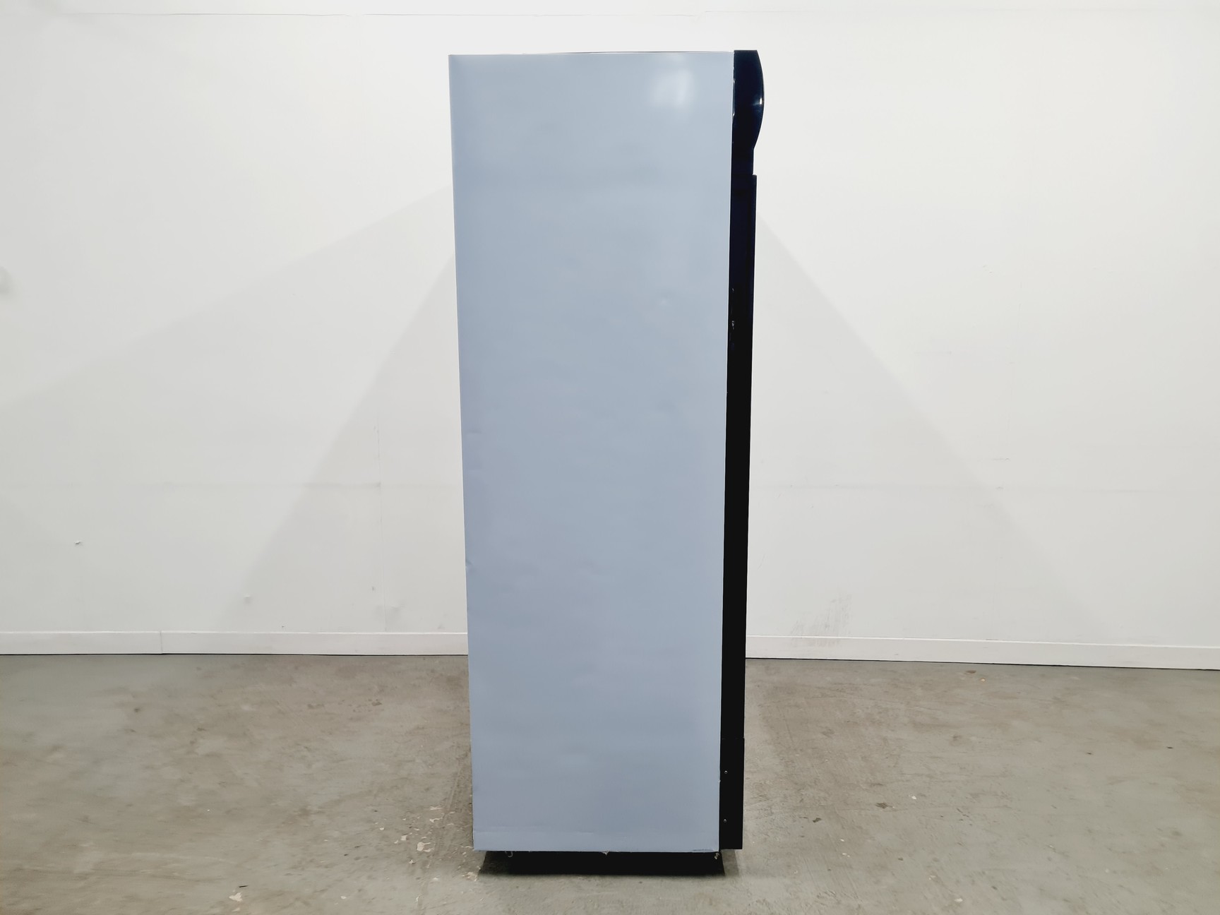 Image of Blizzard BZ-GD900SL Refrigerated Display Cabinet Lab