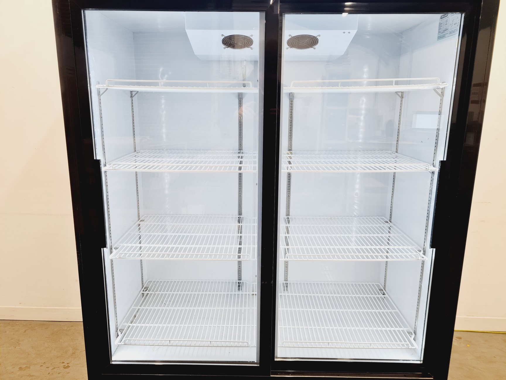 Image of Blizzard BZ-GD900SL Refrigerated Display Cabinet Lab