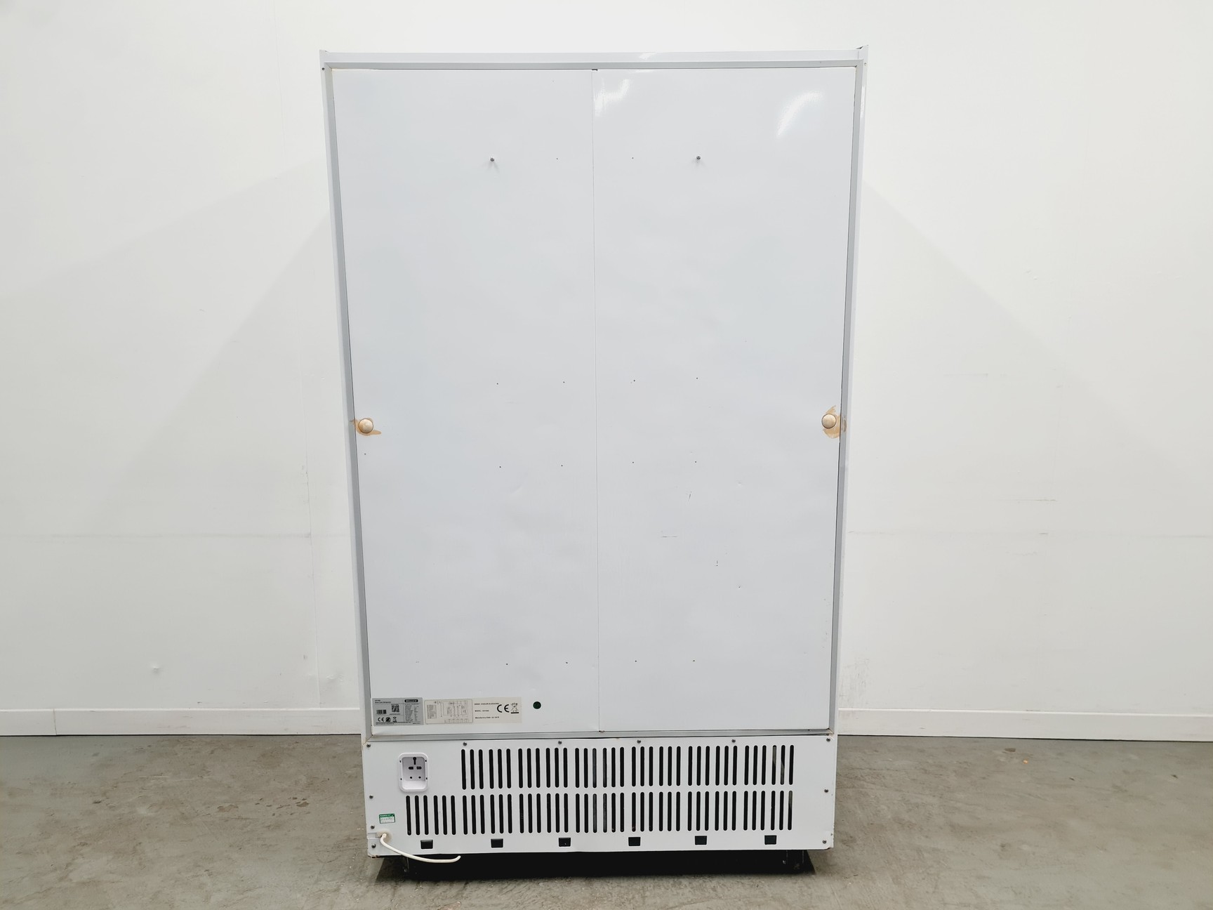 Image of Blizzard GD1000 Show Case Refrigerator Lab