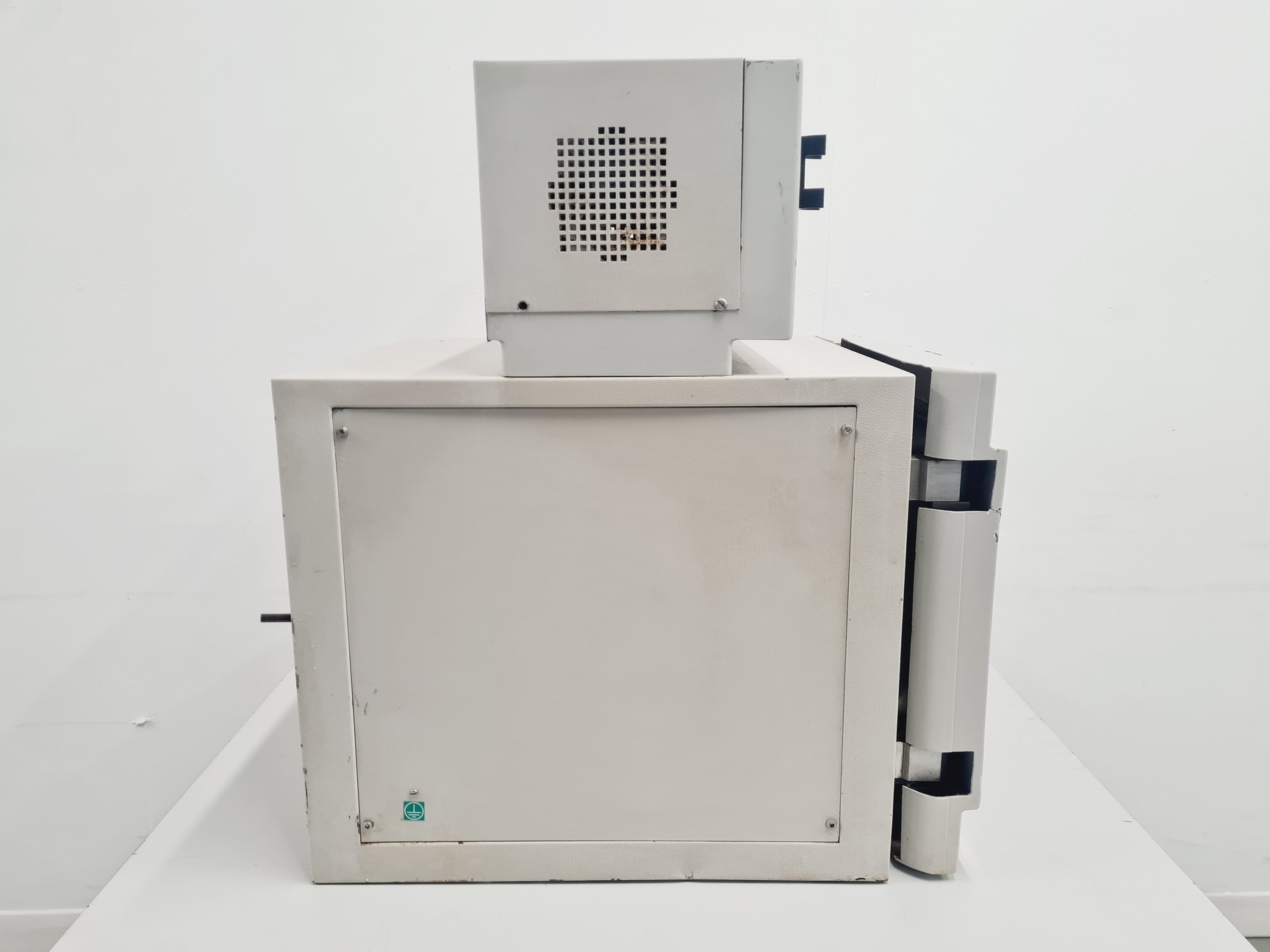 Image of LTE Scientific Falcon 30 Benchtop Laboratory Autoclave Lab