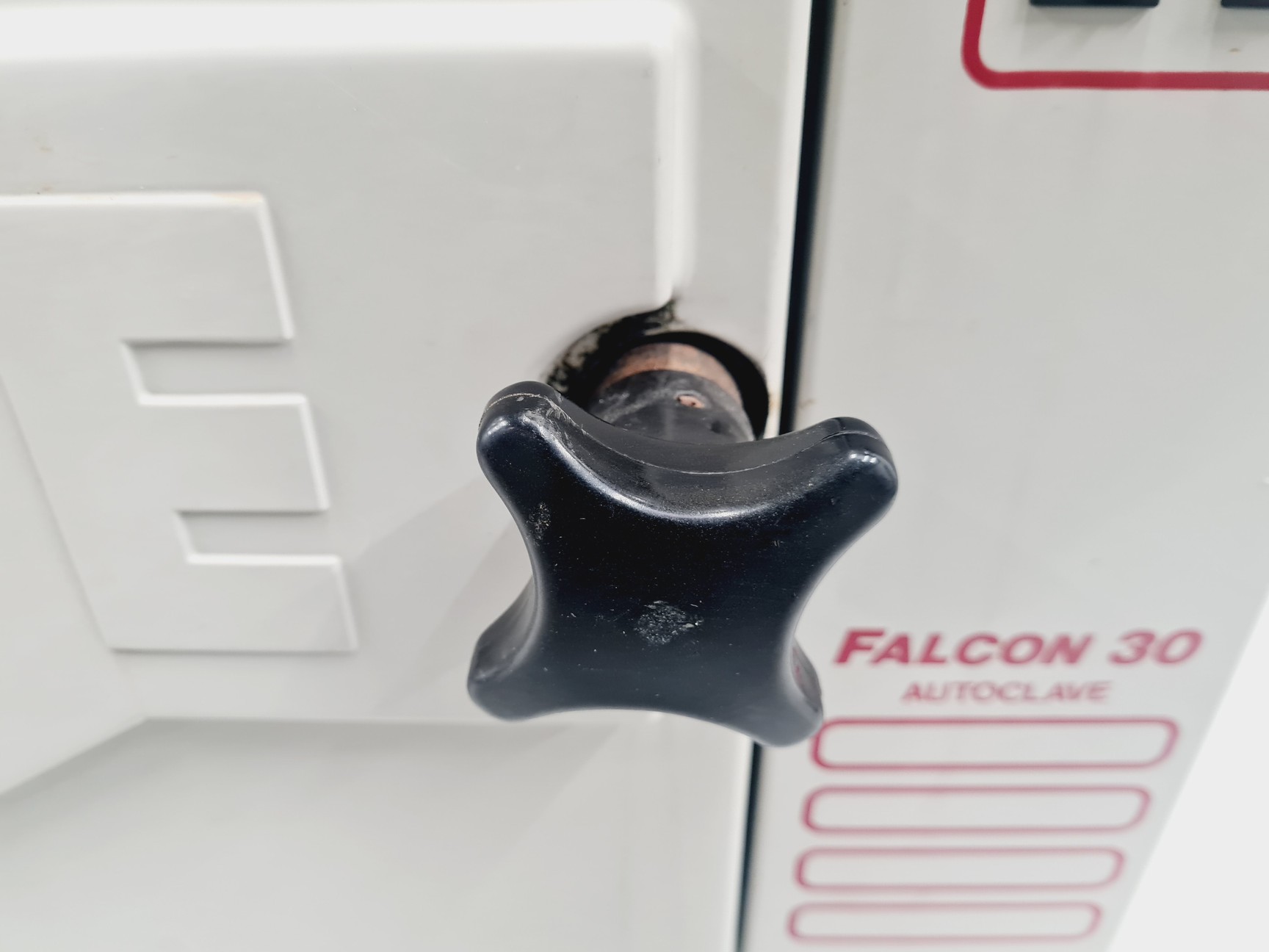 Image of LTE Scientific Falcon 30 Benchtop Laboratory Autoclave Lab