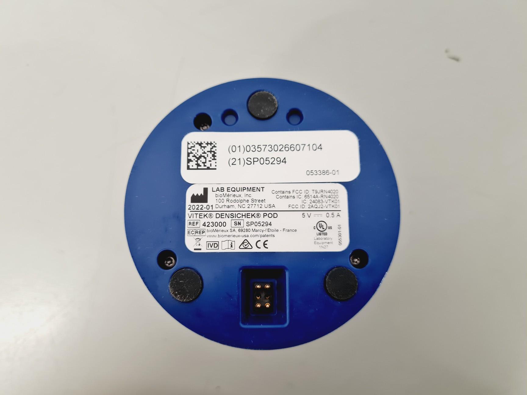 Image of BioMérieux Vitek 2 Compact Microbial Identification & AST System