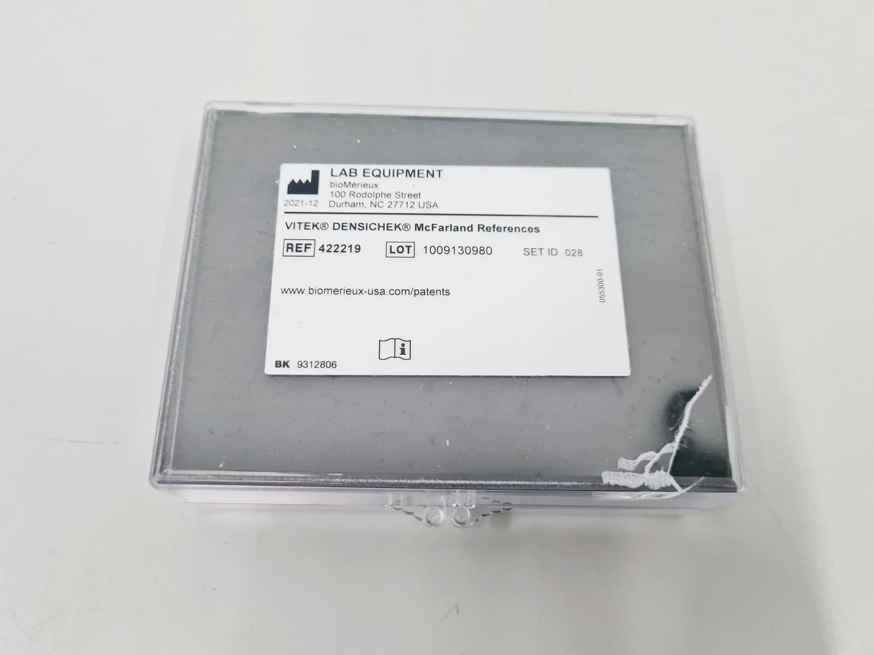 Image of BioMérieux Vitek 2 Compact Microbial Identification & AST System