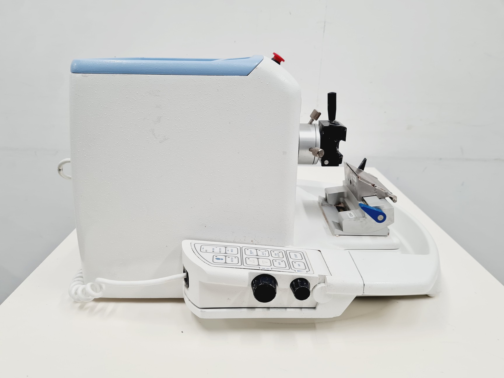 Image of  Thermo Scientific Shandon Finesse ME+ Microtome Lab