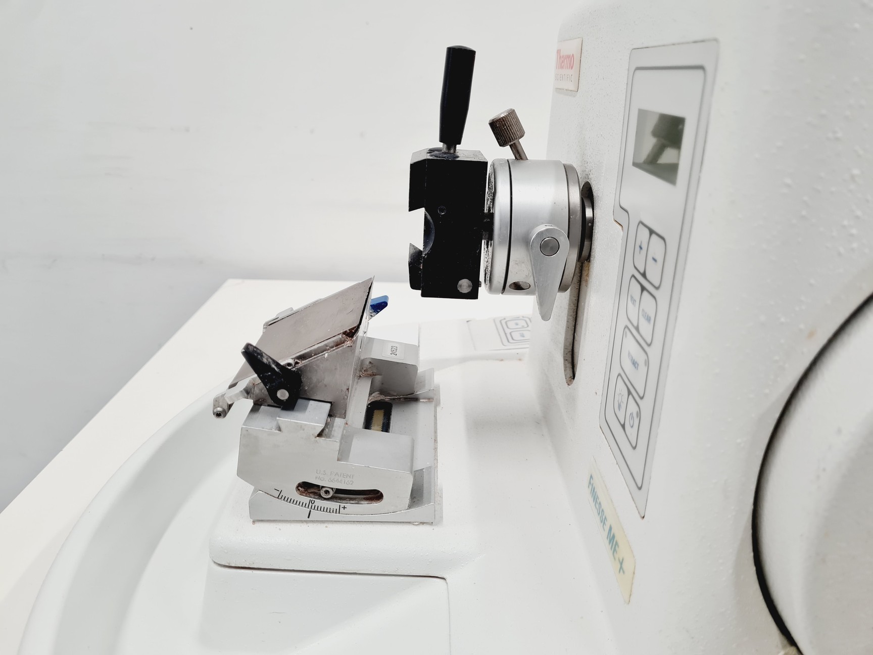 Image of  Thermo Scientific Shandon Finesse ME+ Microtome Lab