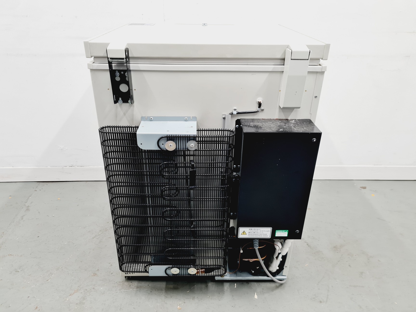 Image of Sanyo MDF-136 Biomedical Freezer -40ºc Lab