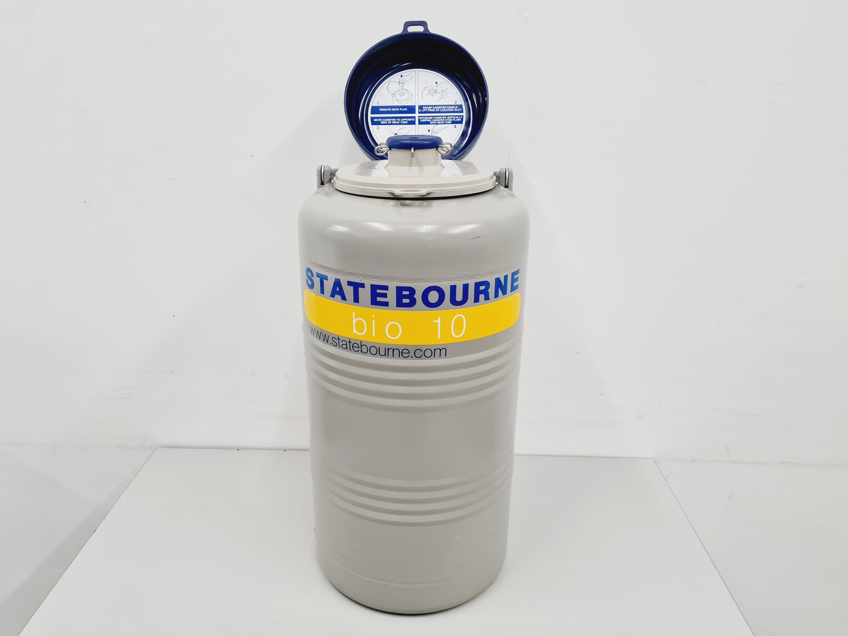 Image of Statebourne Bio 10 Liquid Nitrogen Dewar Lab