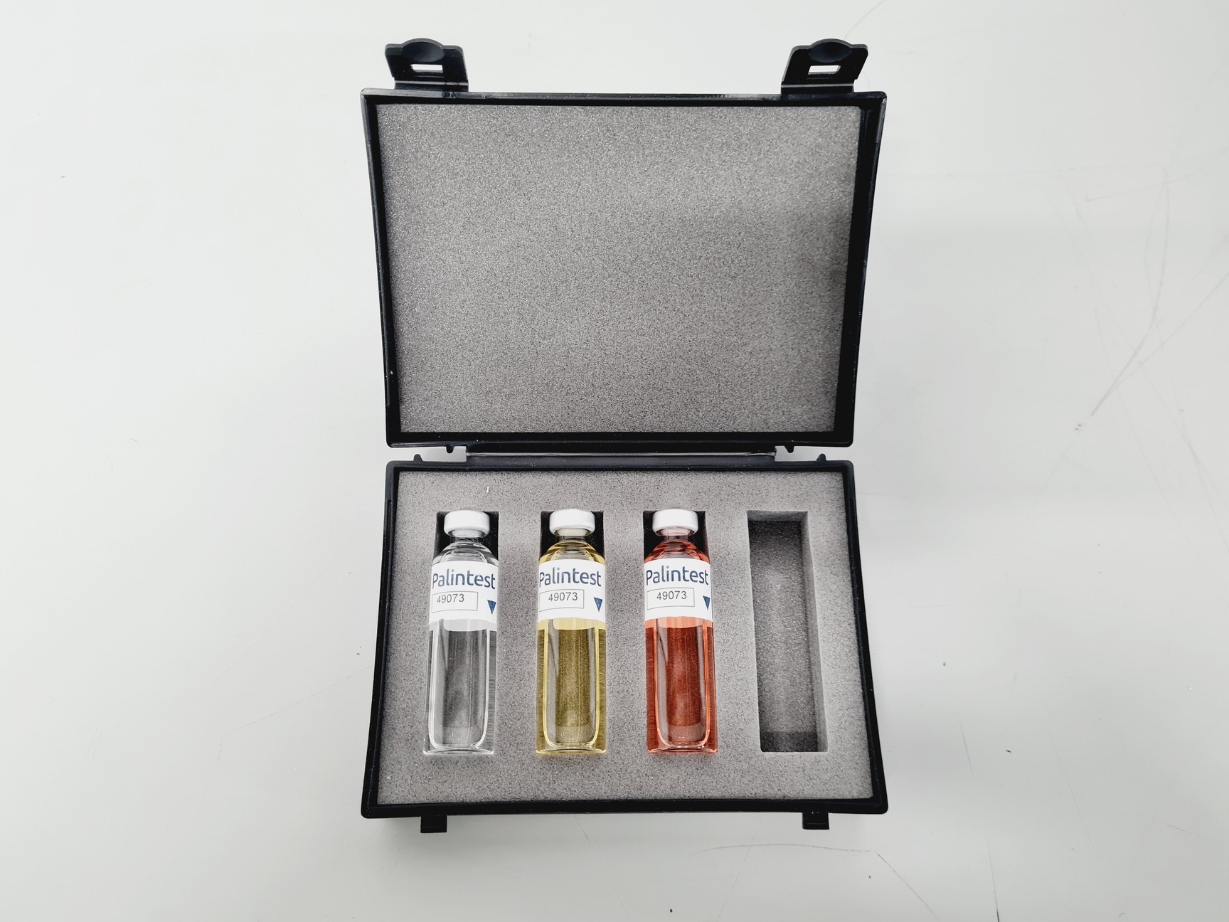 Image of Palintest Photometer 7500 Lab