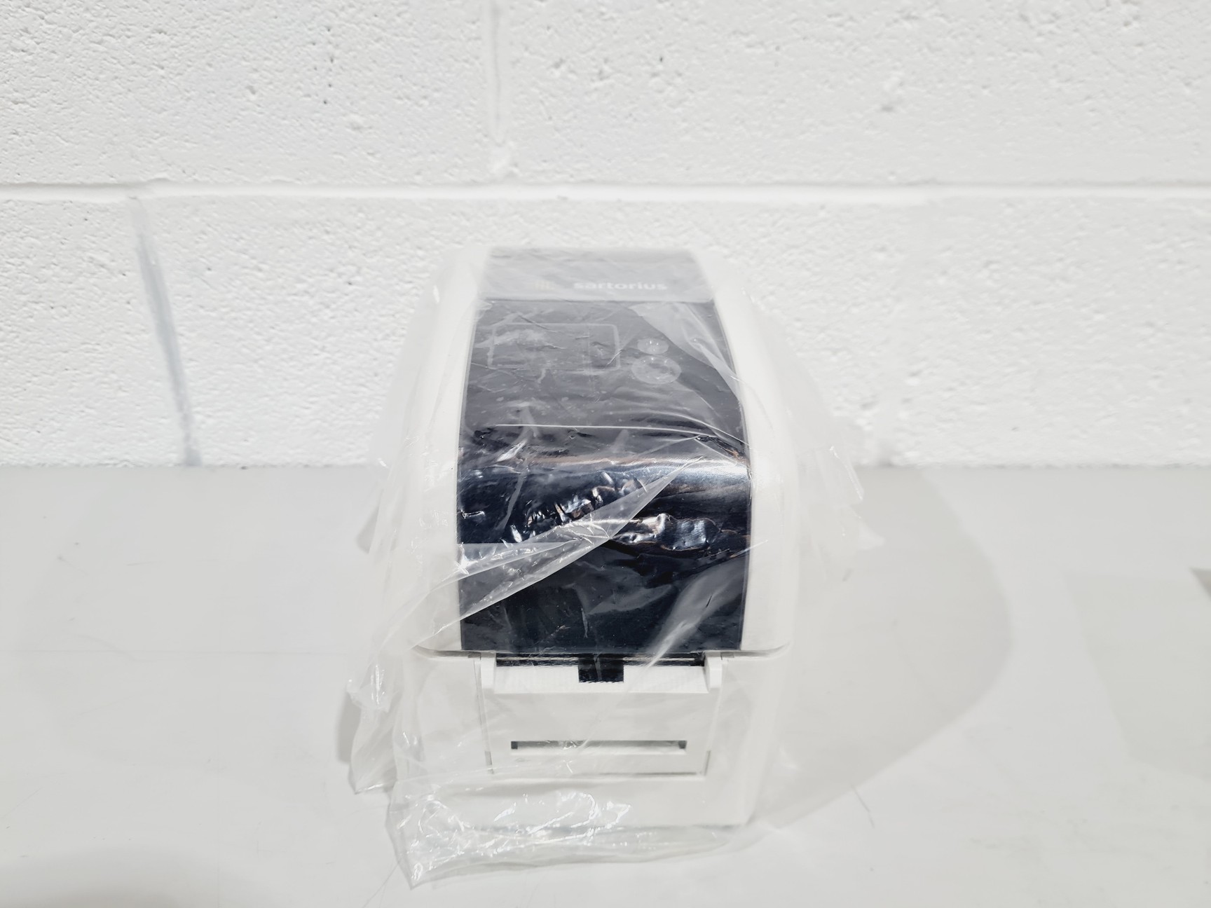 Image of Sartorius Airport MD8 Portable Air Sampler w/ Printer Lab