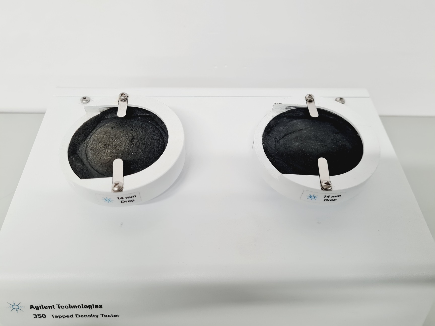 Image of Agilent Technologies 350 Tapped Density Tester Lab
