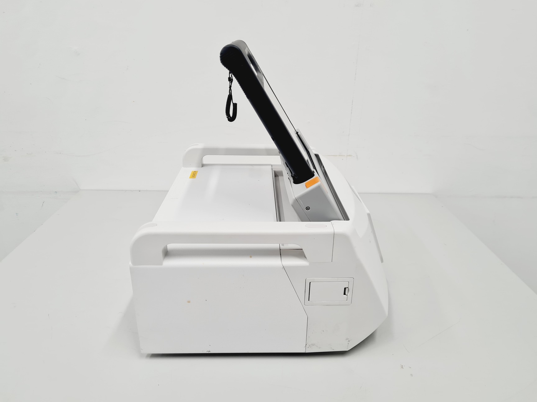Image of Amphenol Thermometrics Kaye Validator AVS Thermal Process Validation System