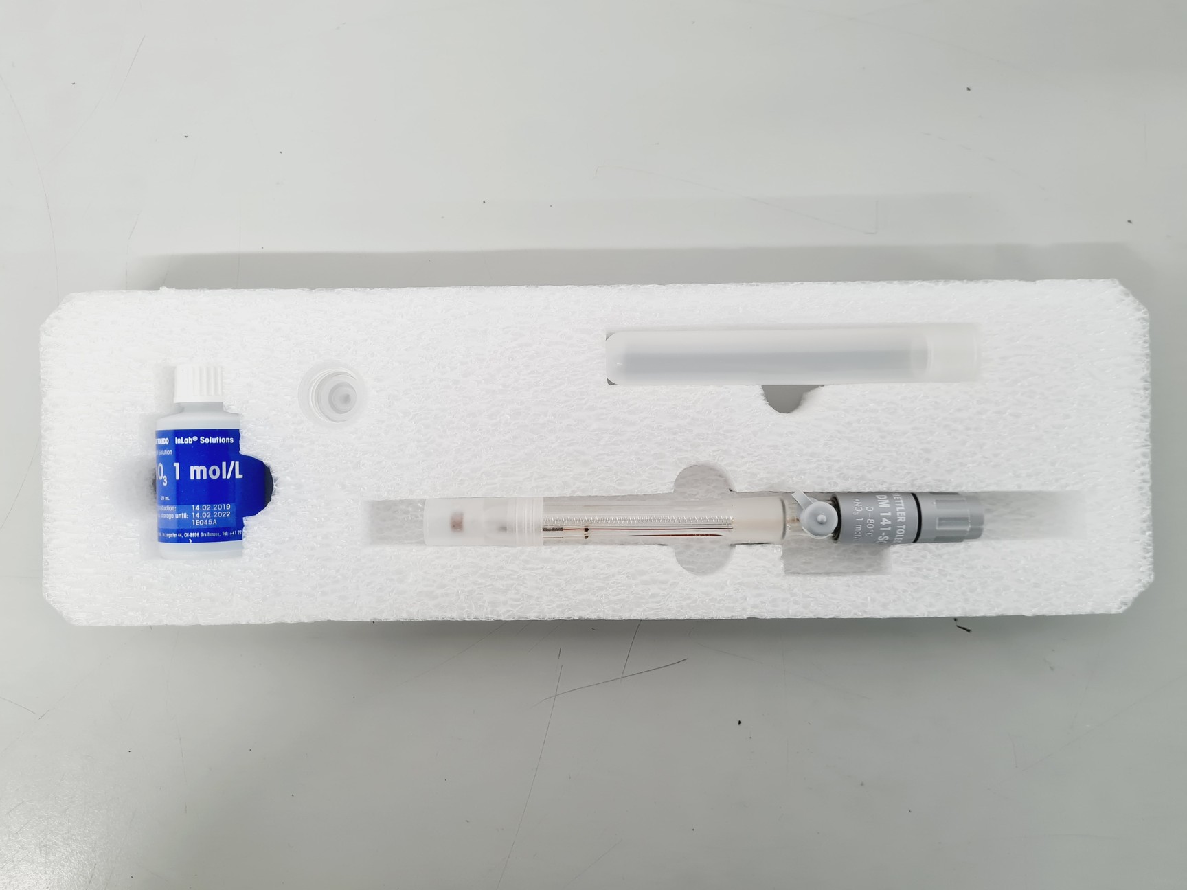 Image of Mettler Toledo DM141-SC Silver Ring Electrode Lab