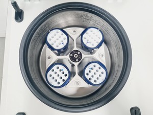 Thumbnail image of Eppendorf Refrigerated Centrifuge 5804 R w/ Eppendorf S-4-72 Rotor Lab