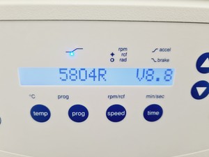 Thumbnail image of Eppendorf Refrigerated Centrifuge 5804 R w/ Eppendorf S-4-72 Rotor Lab