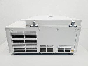 Thumbnail image of Eppendorf Refrigerated Centrifuge 5804 R with Eppendorf A-4-44 Rotor