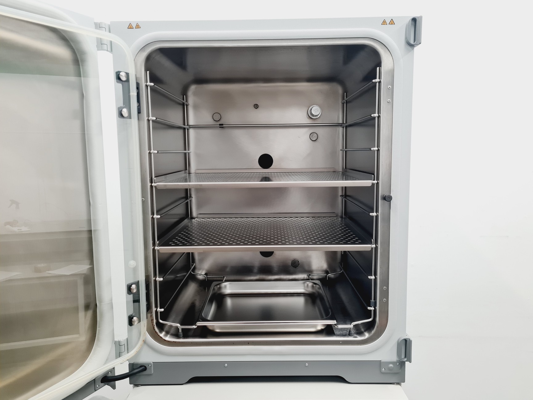 Image of Eppendorf CellXpert C170i Double Stack Incubator Lab