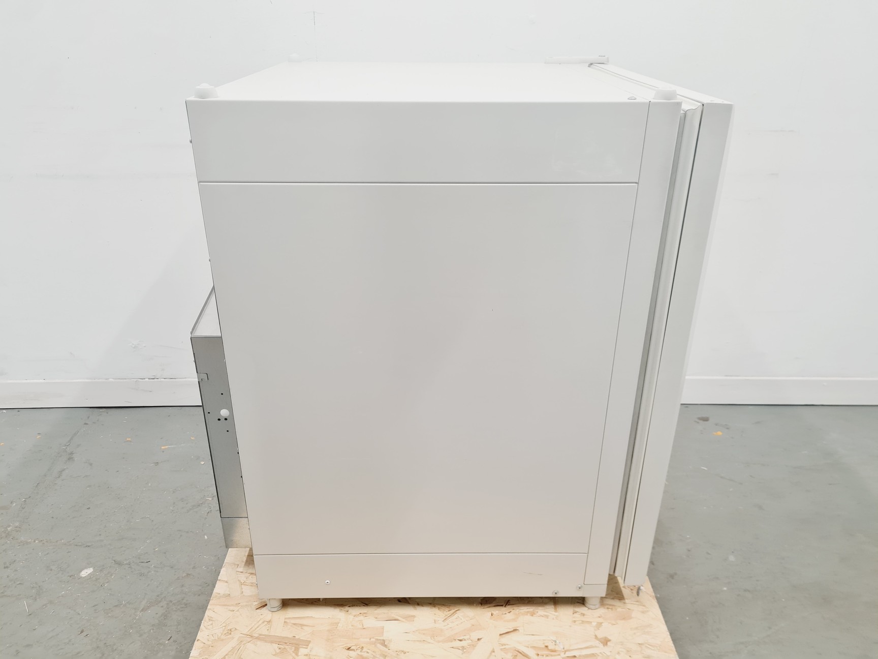 Image of Heraeus Hera Cell 150 CO2 Incubator
