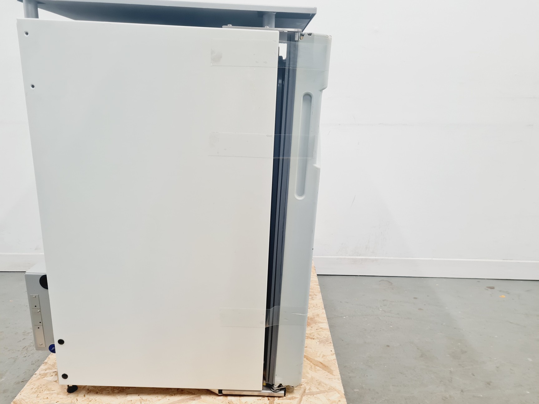 Image of RSBiotech Galaxy R+ 170-300 PLUS CO2 Incubator Lab