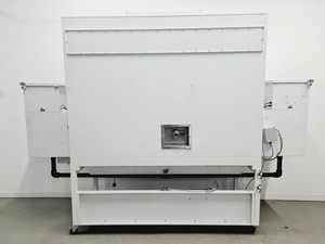 Thumbnail image of Esco Isoclean HPI-4G8-PS2 Platform Isolator with Esco Glove Leak Tester