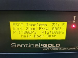 Thumbnail image of Esco Isoclean HPI-4G8-PS2 Platform Isolator with Esco Glove Leak Tester