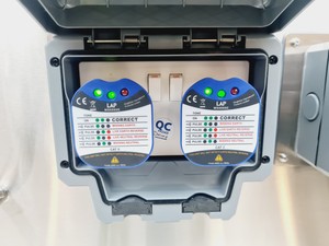 Thumbnail image of Esco Isoclean HPI-4G8-PS2 Platform Isolator with Esco Glove Leak Tester