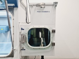 Thumbnail image of Esco Isoclean HPI-4G8-PS2 Platform Isolator with Esco Glove Leak Tester