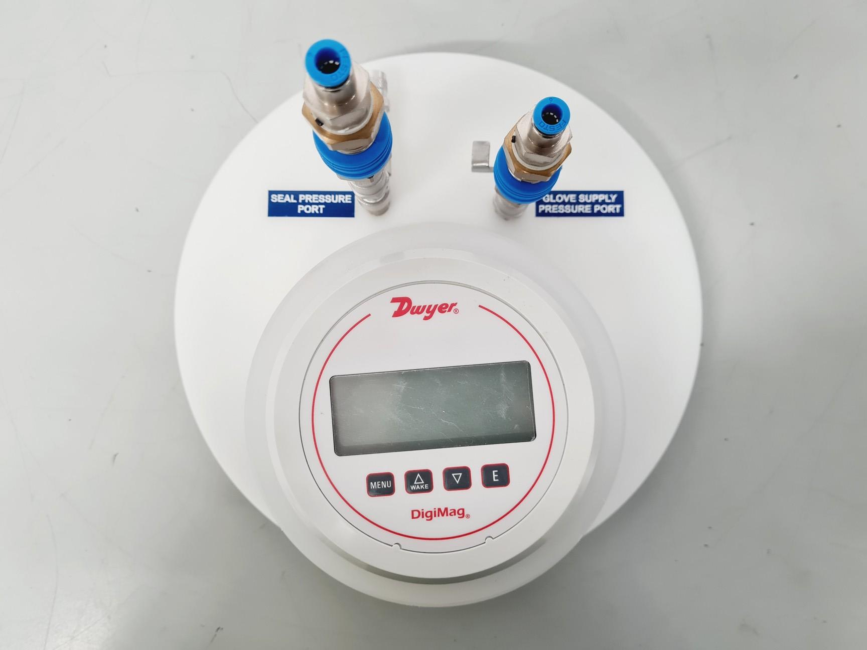 Image of Esco Isoclean HPI-4G8-PS2 Platform Isolator with Esco Glove Leak Tester