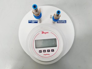 Thumbnail image of Esco Isoclean HPI-4G8-PS2 Platform Isolator with Esco Glove Leak Tester
