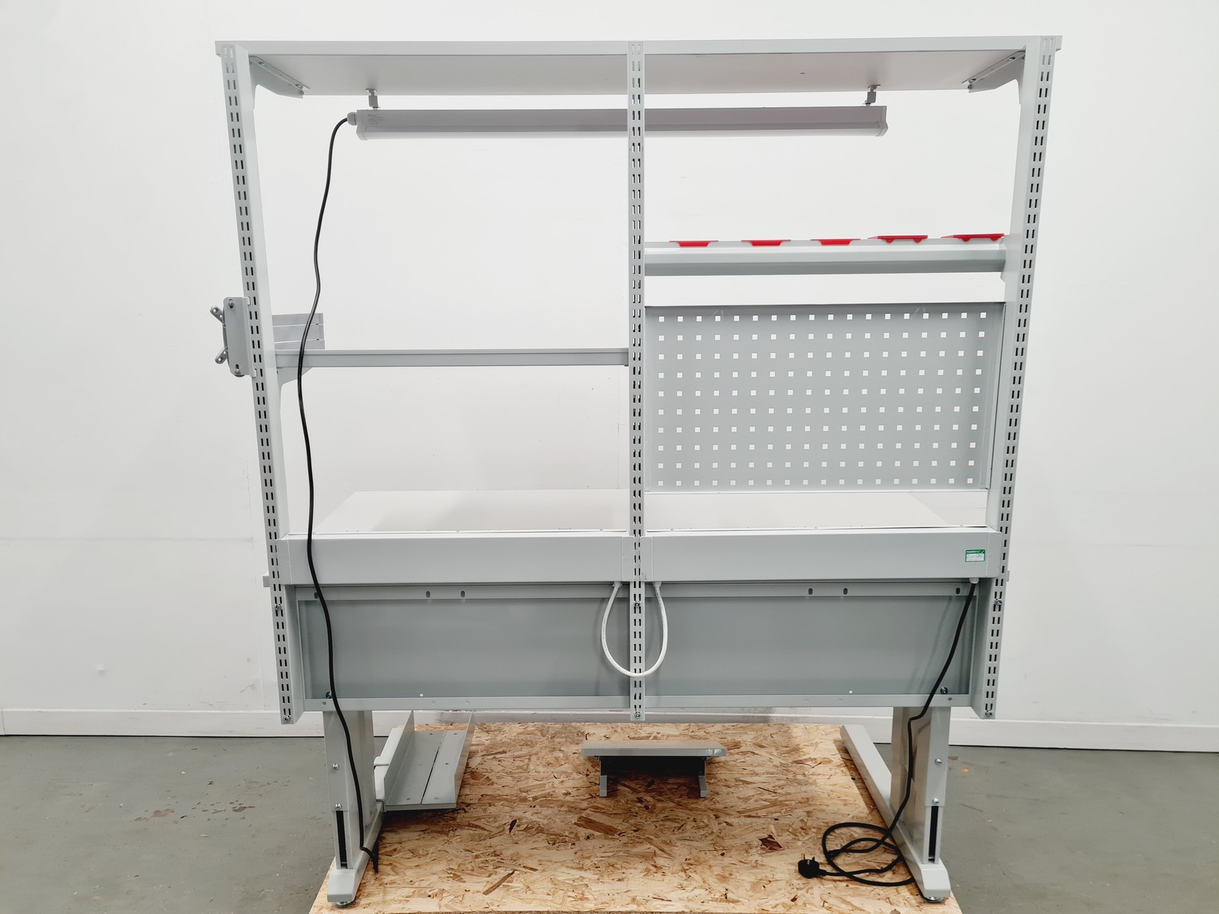 Image of ESD Workbench 1600mm with Light and 8 Power Sockets Lab