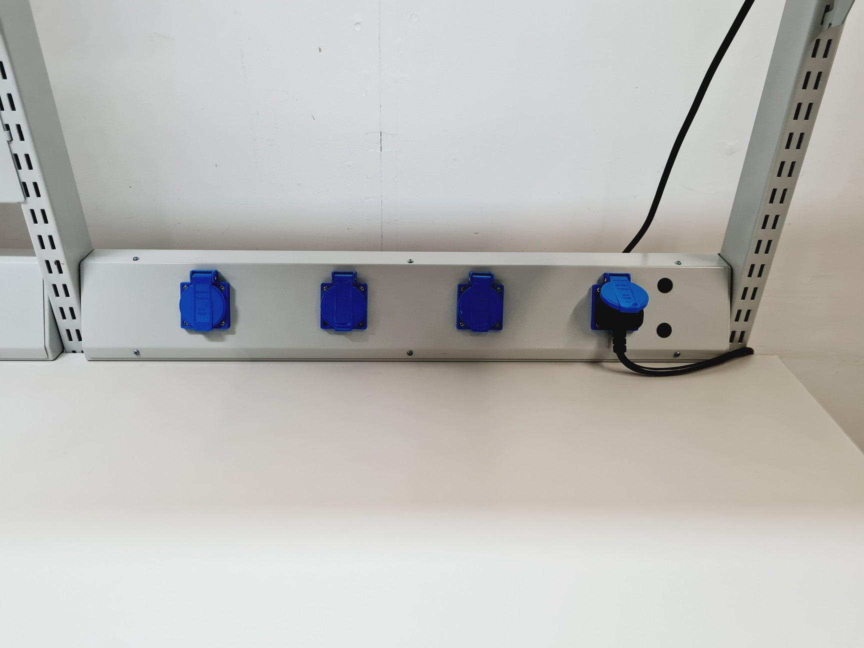 Image of ESD Workbench 1600mm with Light and 8 Power Sockets Lab