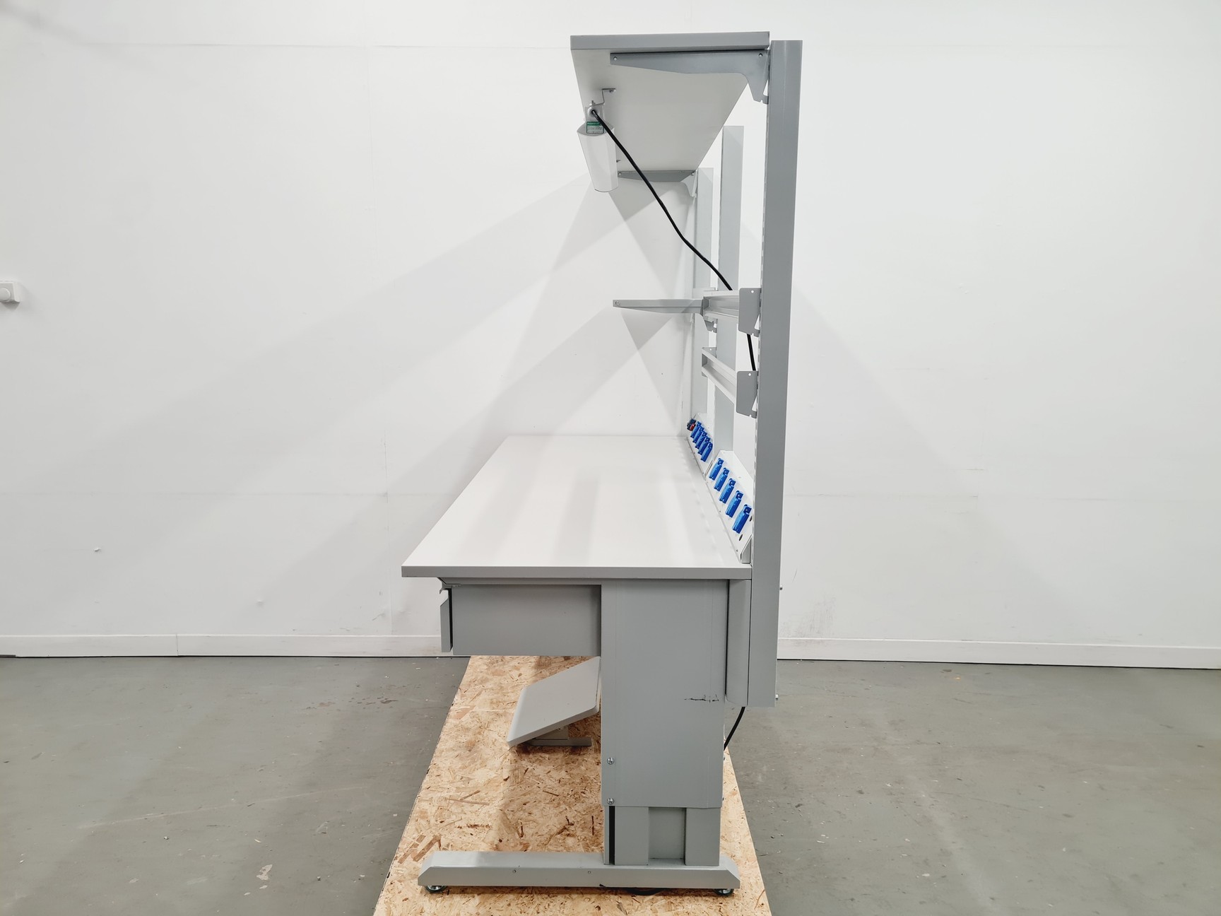 Image of ESD Workbench 1830mm with Light and 10 Power Sockets Lab