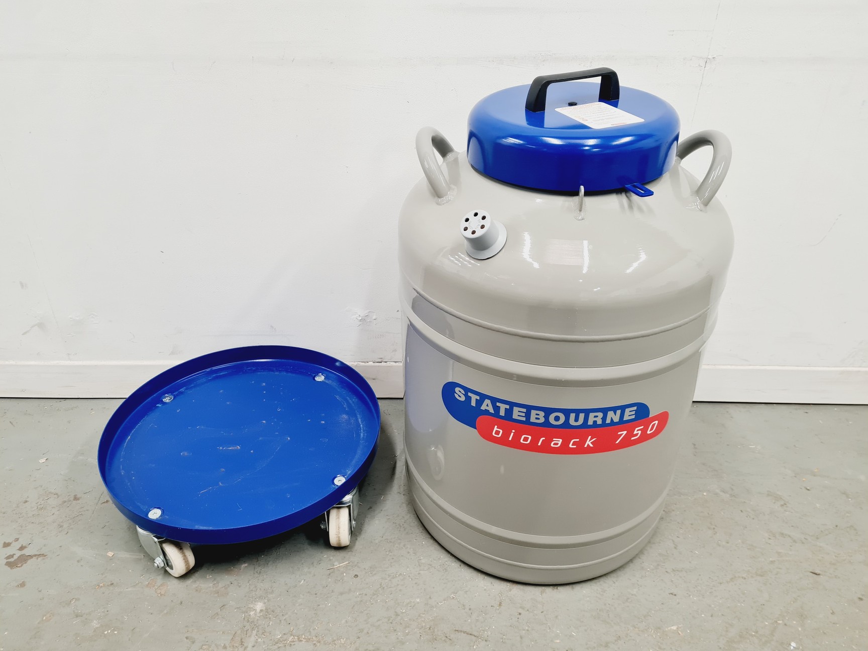 Image of Statebourne Biorack 750 Liquid Nitrogen Dewar Lab
