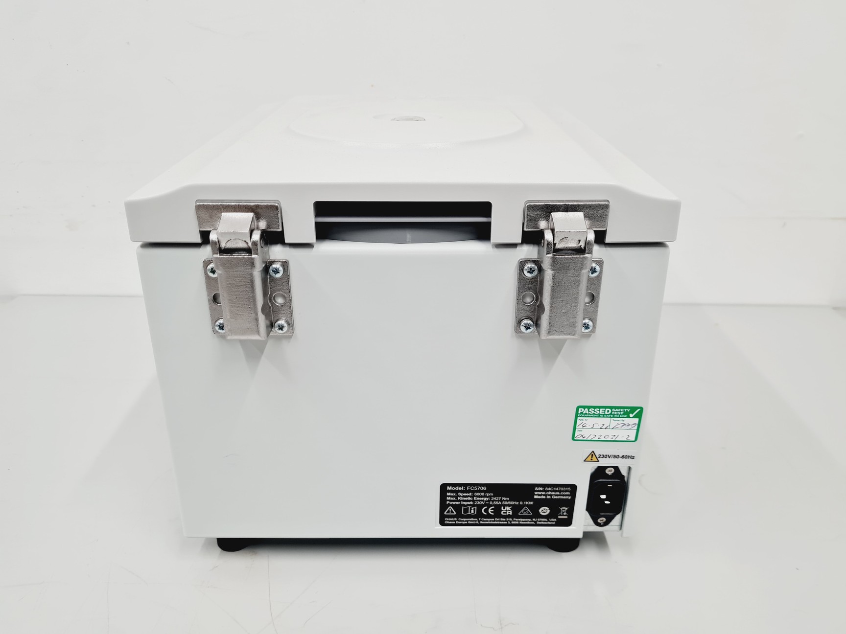 Image of OHAUS Frontier FC5706 Benchtop Centrifuge w/ OHAUS 21/490 Rotor Lab
