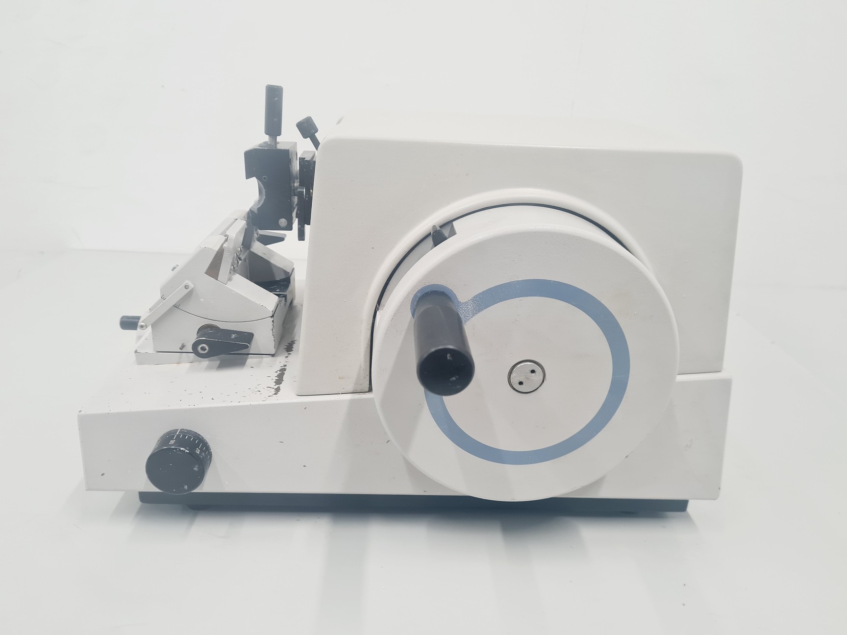 Image of Anglia Scientific Shandon AS 325 Microtome Lab