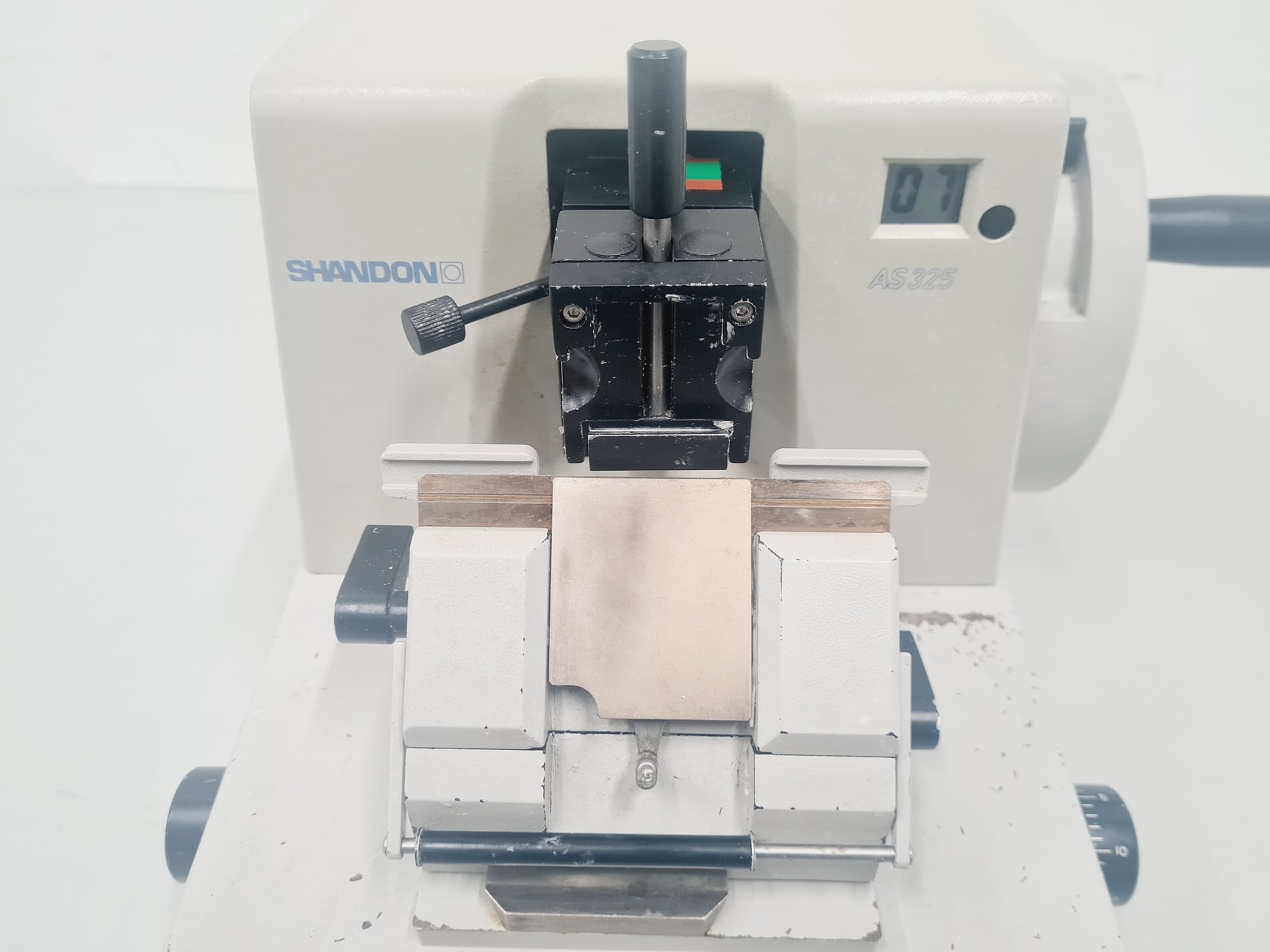 Image of Anglia Scientific Shandon AS 325 Microtome Lab