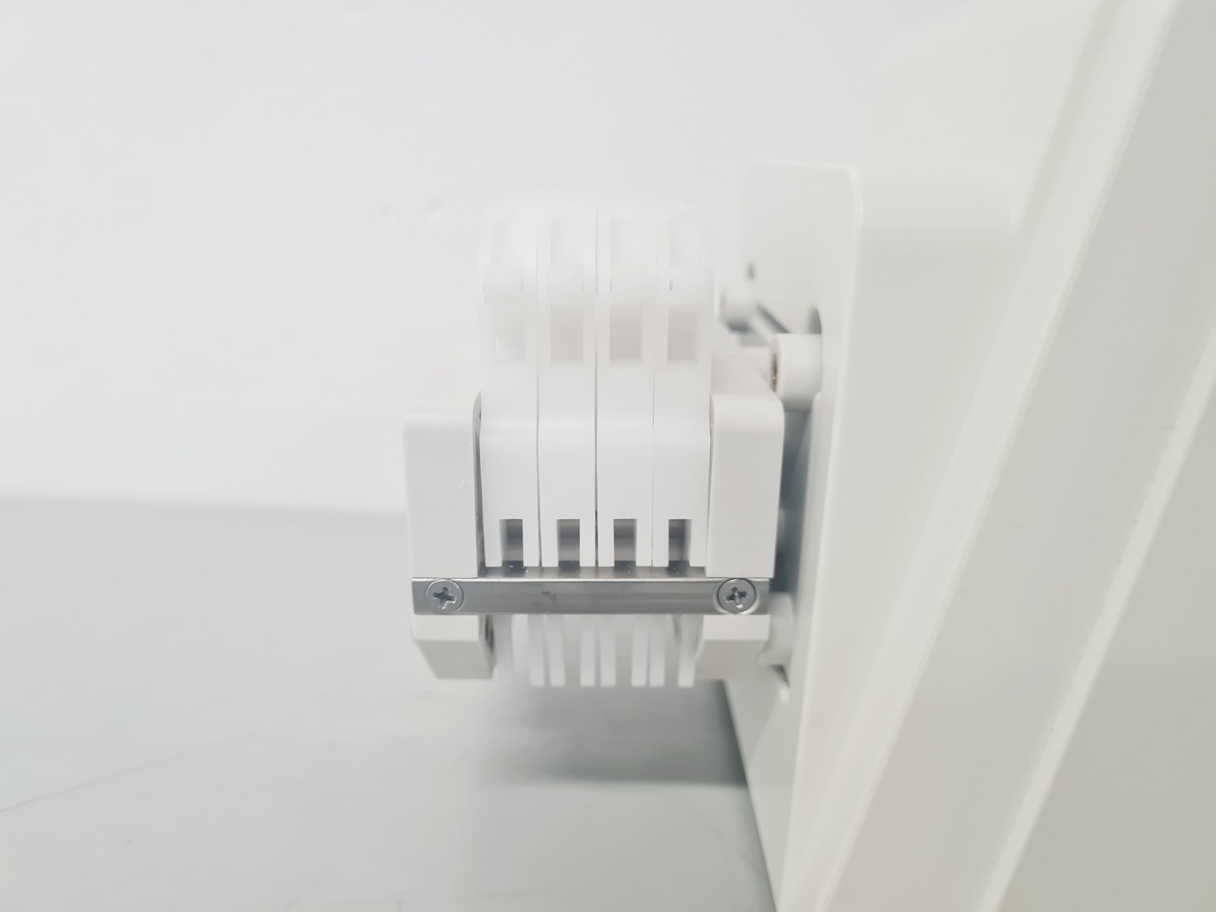 Image of i Pumps i 160 Peristaltic Pump Lab