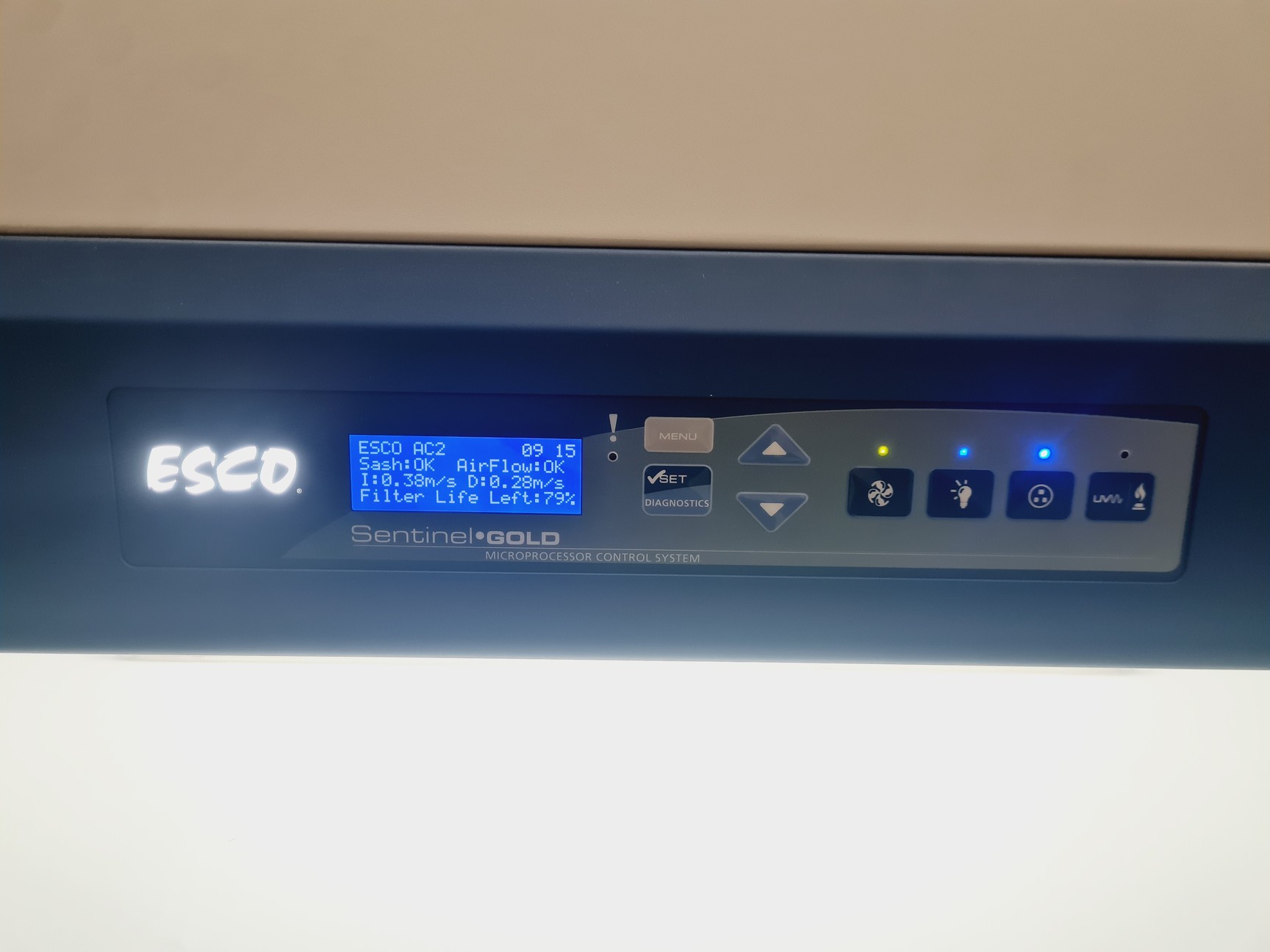 Image of Esco Class II BSC Airstream Duo AC2-4G8 w/ Stand Lab