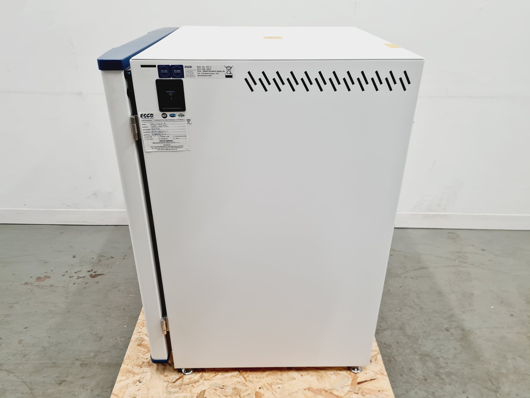 Image of ESCO CCL-170T-8 CelCulture CO2 Incubator Lab