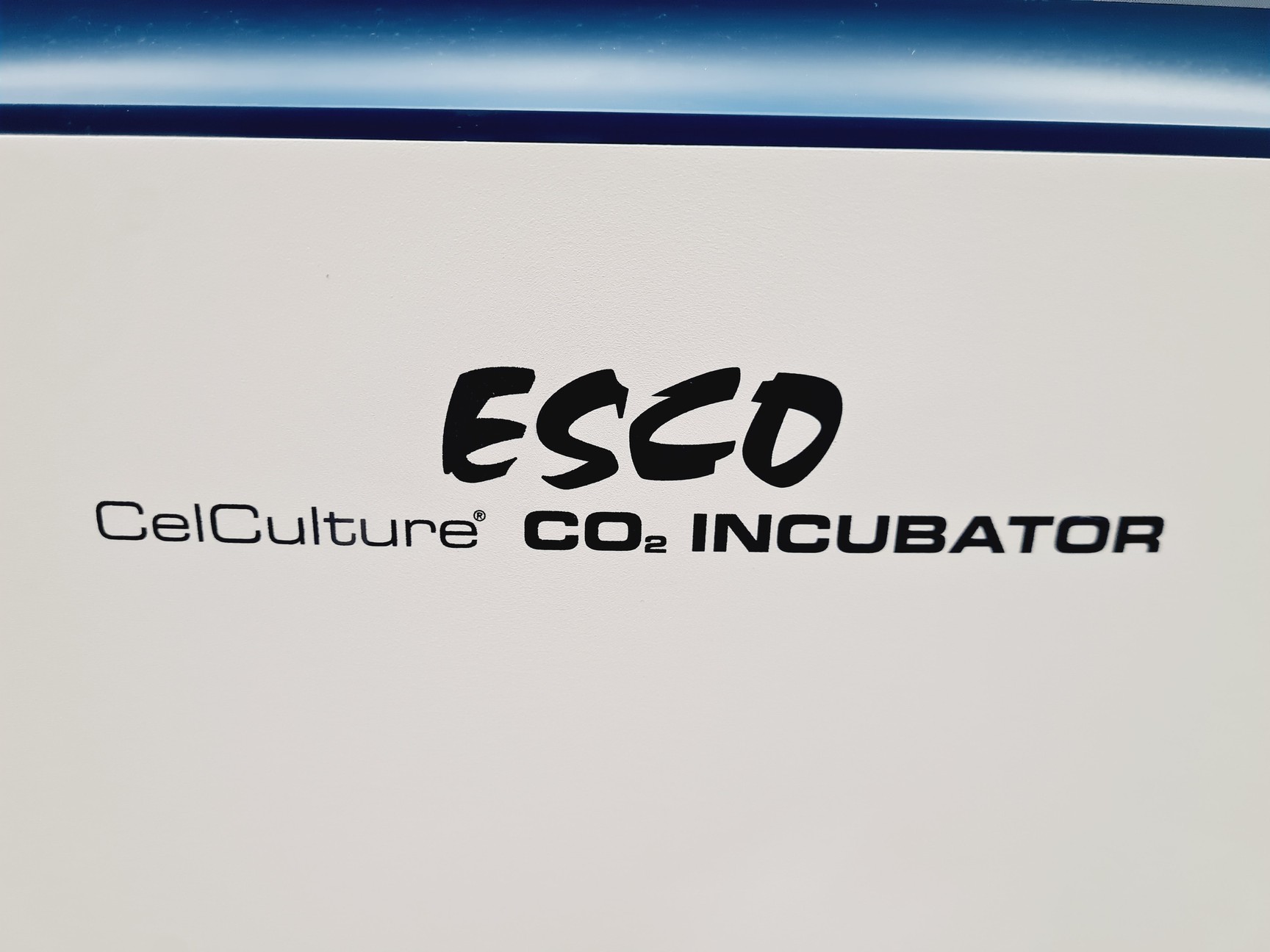 Image of ESCO CCL-170T-8 CelCulture CO2 Incubator Lab