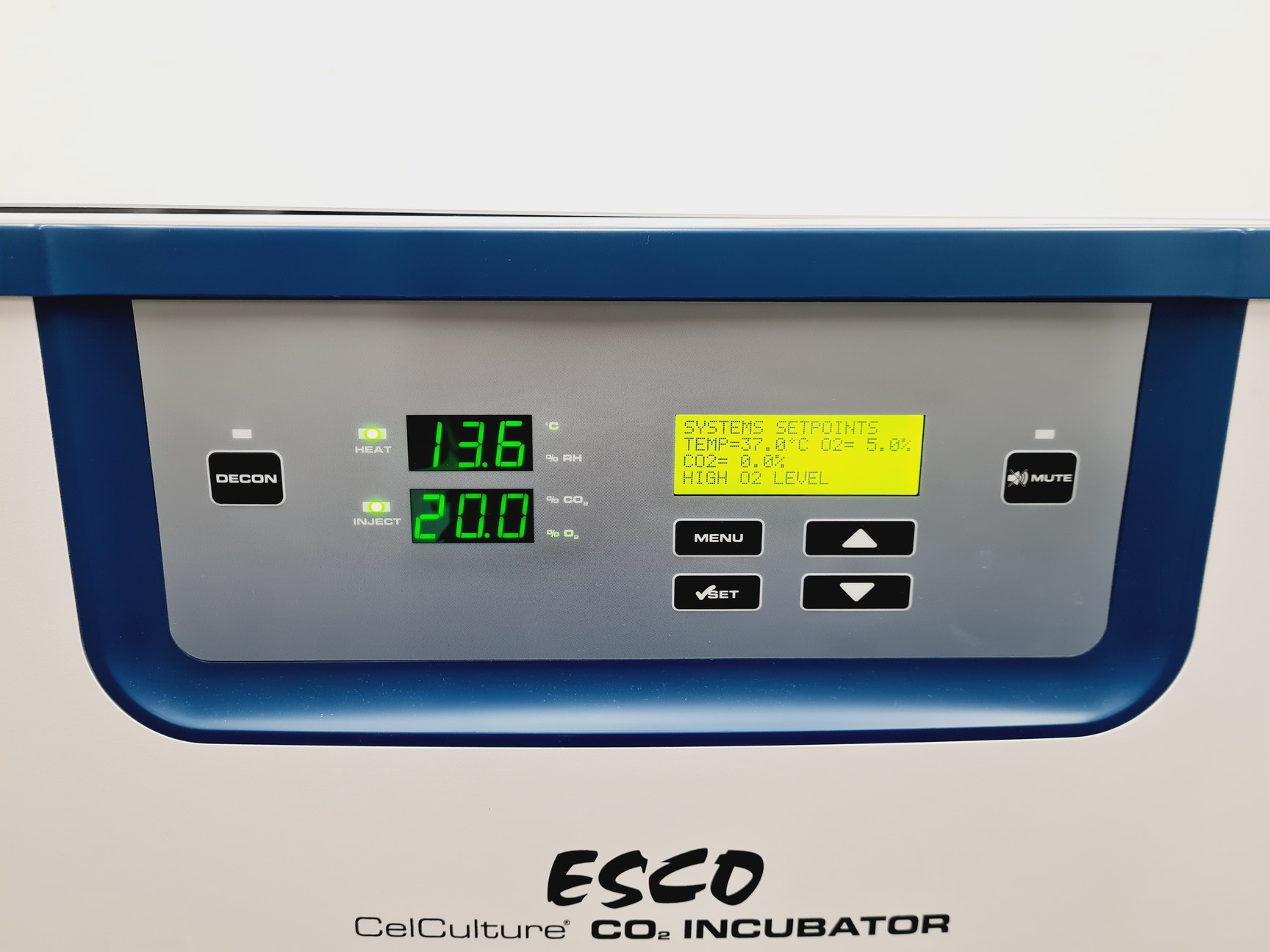 Image of ESCO CCL-170T-8 CelCulture CO2 Incubator Lab