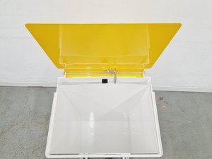 Thumbnail image of EVO 30 Mono Disposable Rectangular Waste Bin with Single Lid 30L