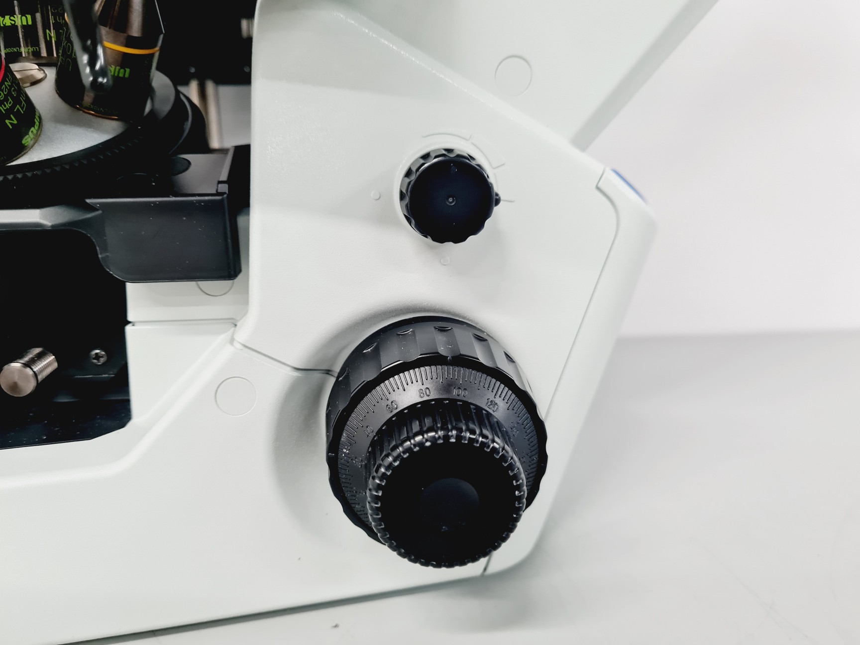 Image of Olympus CKX53 Microscope with CoolLED pE-300 w/ 4 x Objectives 2/4/10/20x Lab