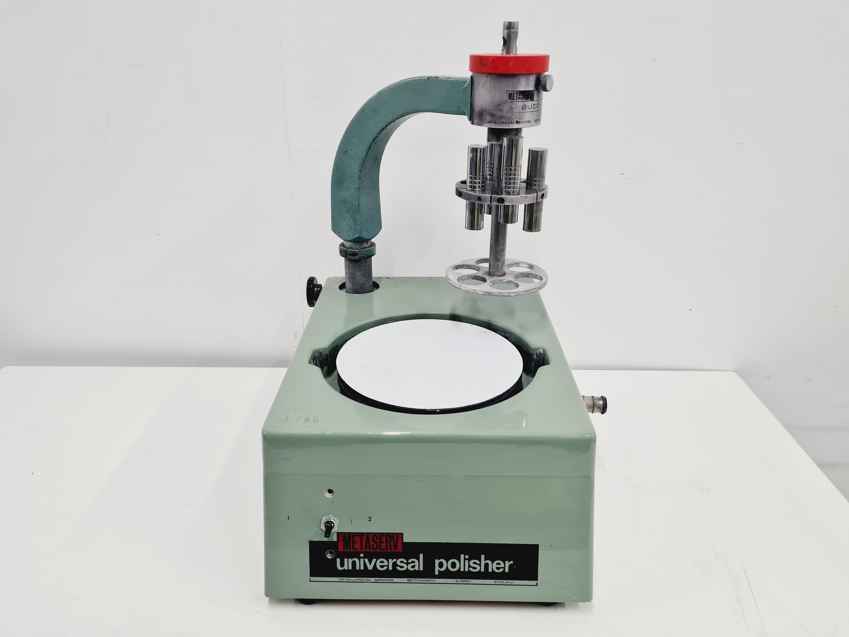 Image of Metaserve Universal Polisher C200/5A 200mm – Single Speed