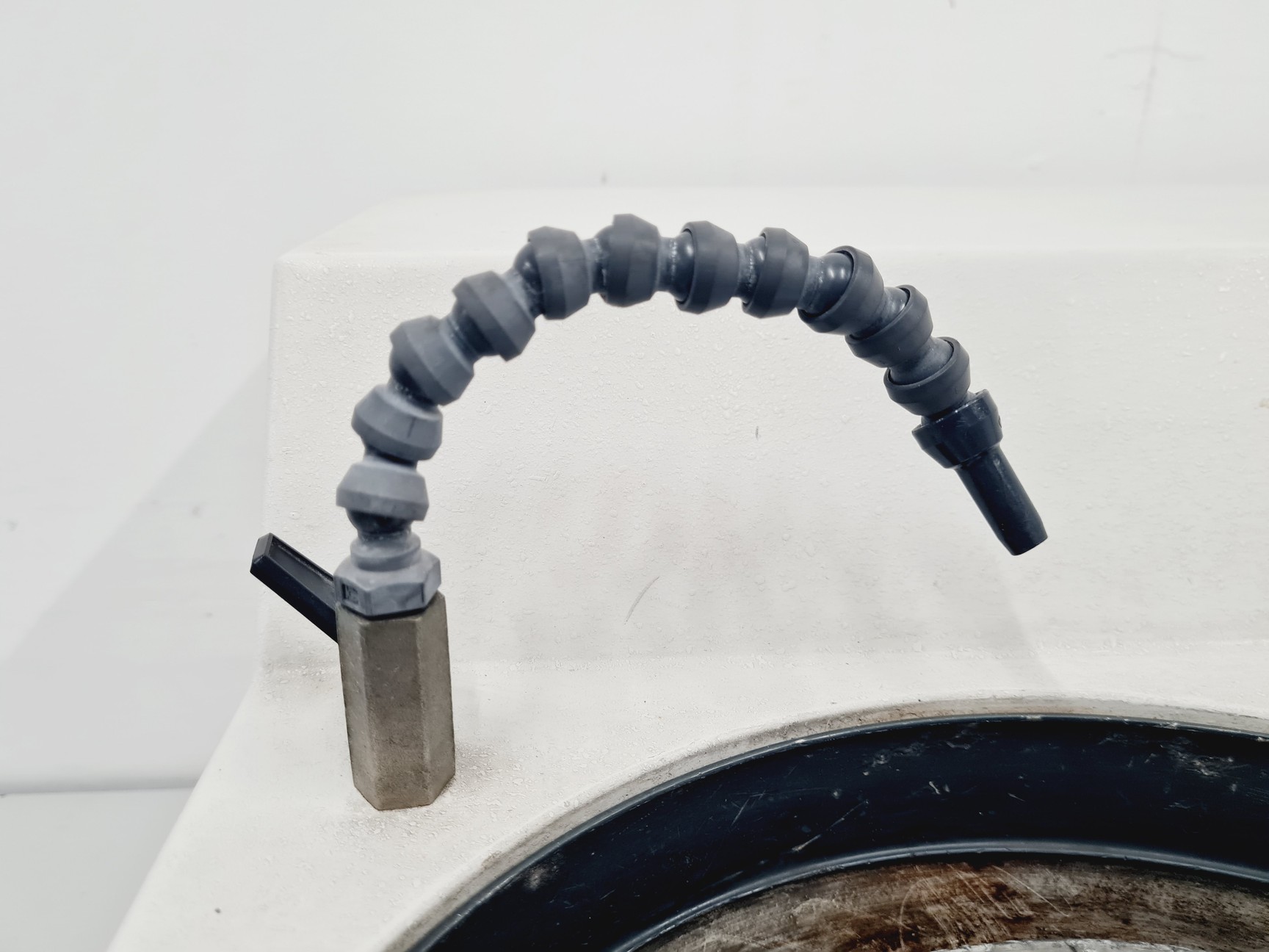 Image of Buehler MetaServ 2000 – 200mm – Dual Disc - Single Speed Polishing Machine