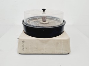 Thumbnail image of Buehler VibroMet Polisher w/ 3 x Polishing Disc