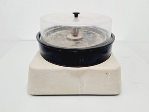 Thumbnail image of Buehler VibroMet Polisher w/ 3 x Polishing Disc