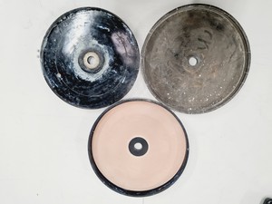 Thumbnail image of Buehler VibroMet Polisher w/ 3 x Polishing Disc